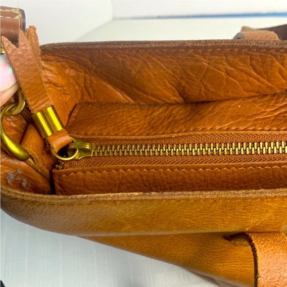 Madewell The Zip-Top Transport Tote with Crossbody strap-Brown Leathe Bag - Picture 7 of 10
